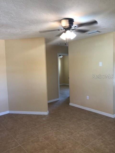 COLLEGE HEIGHTS - Residential Lease