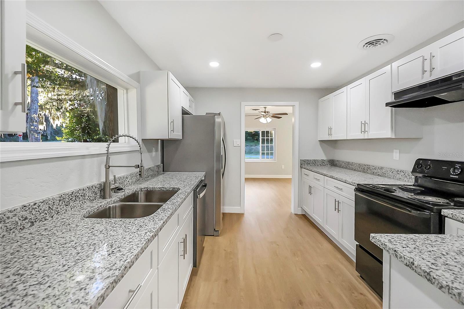 LYNCREST ADD DELAND - Residential