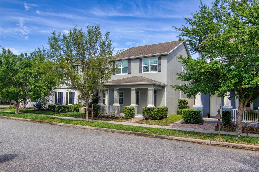 Photo of 8323 Lookout Pointe Drive, Windermere, FL 34786 (MLS # O6393407)