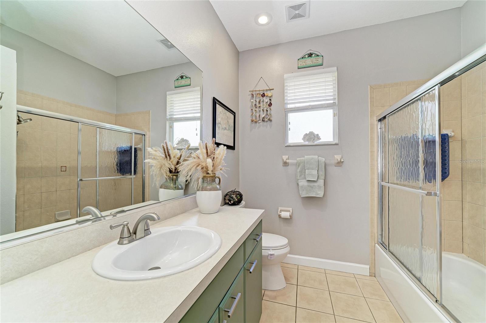 PLEASANT PLACES - Residential