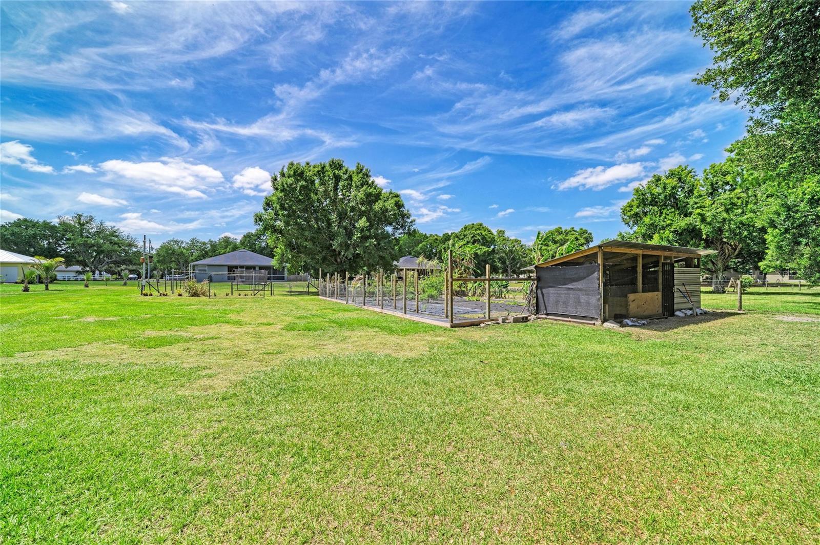 PLEASANT PLACES - Residential