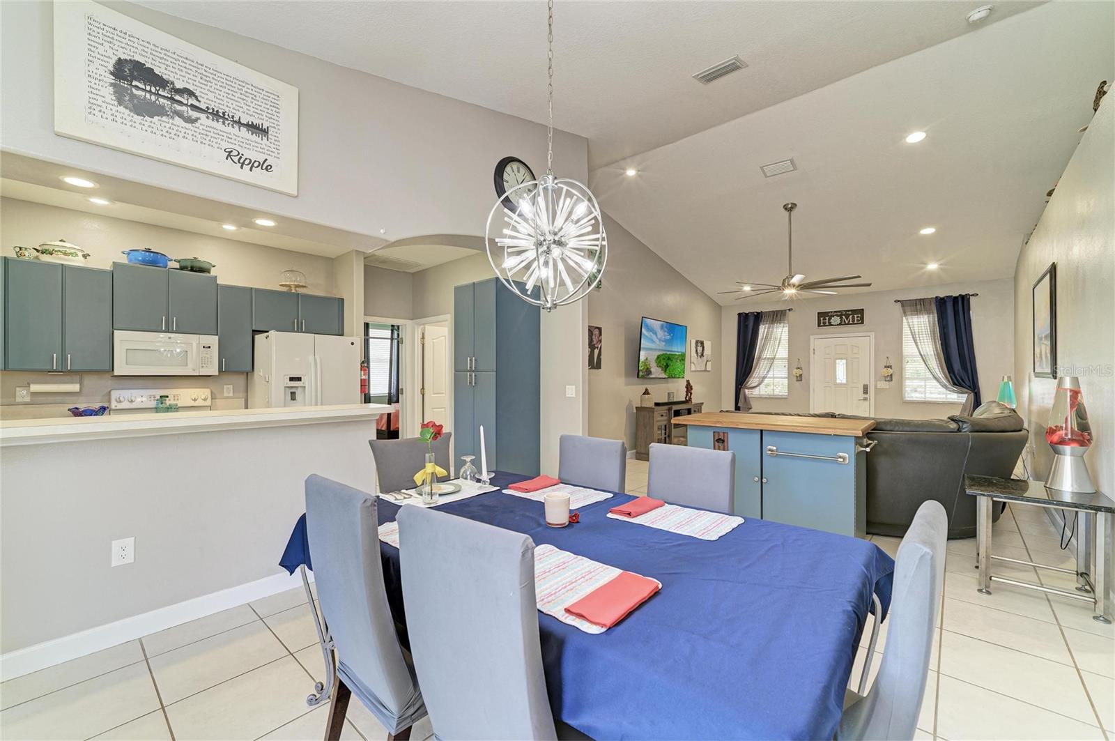 PLEASANT PLACES - Residential