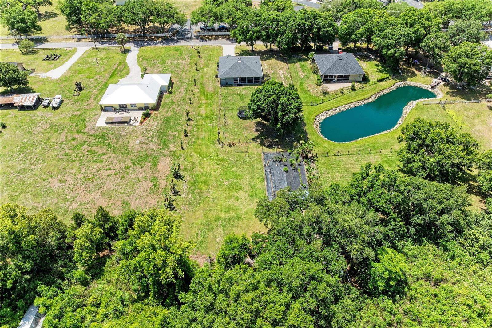 PLEASANT PLACES - Residential