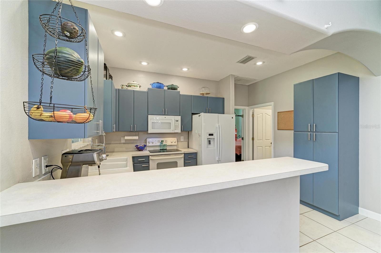 PLEASANT PLACES - Residential