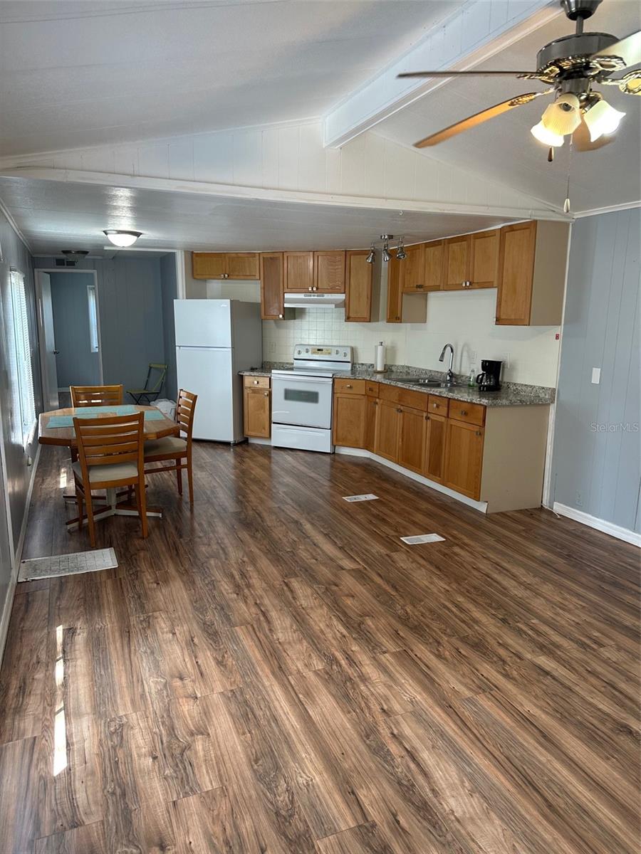 17110 LIVE OAK LANE