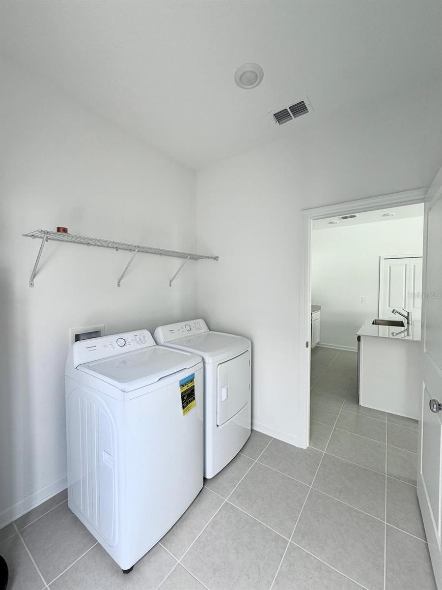 BRONSON'S RDG REPLAT - Residential Lease