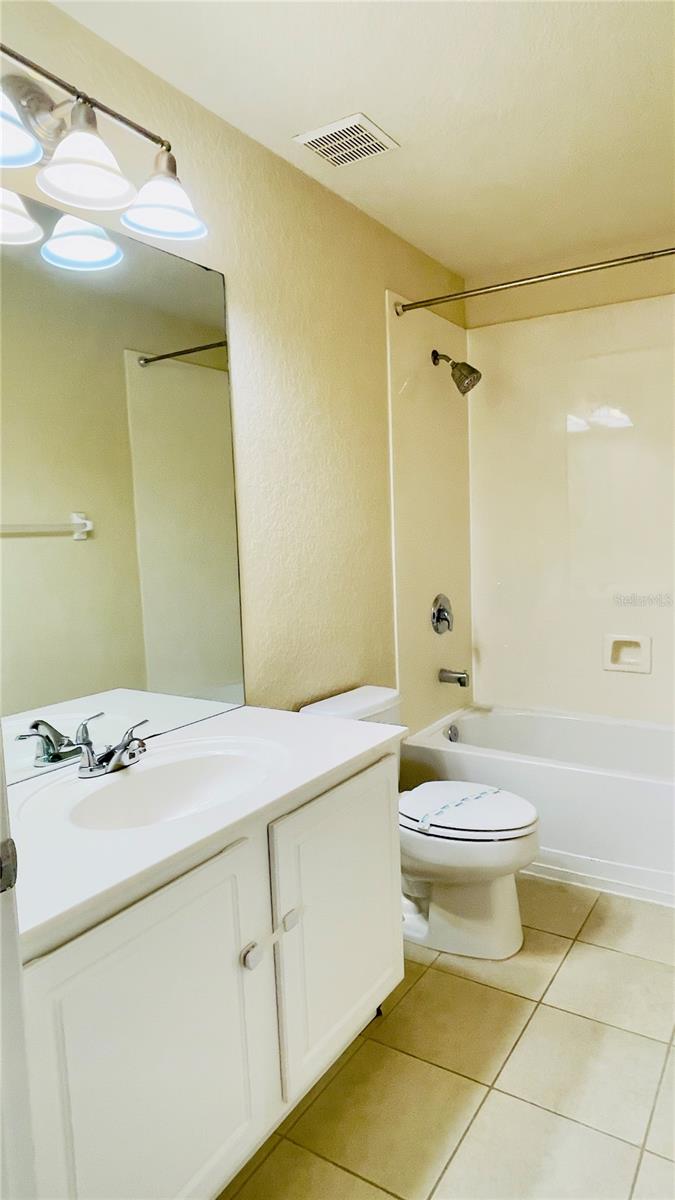 SPRING ISLE - Residential Lease