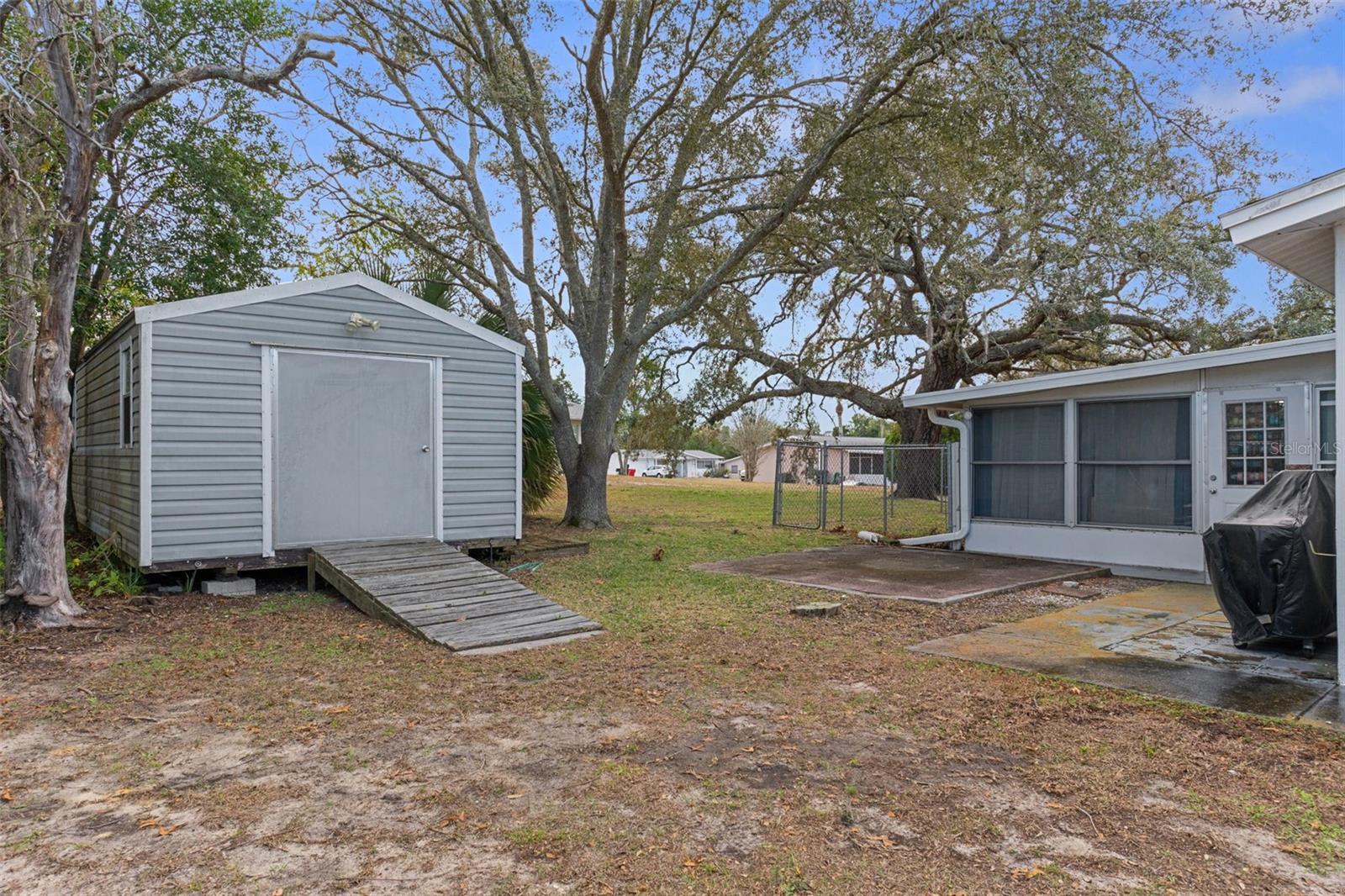 BEVERLY HILLS UNIT 05 - Residential