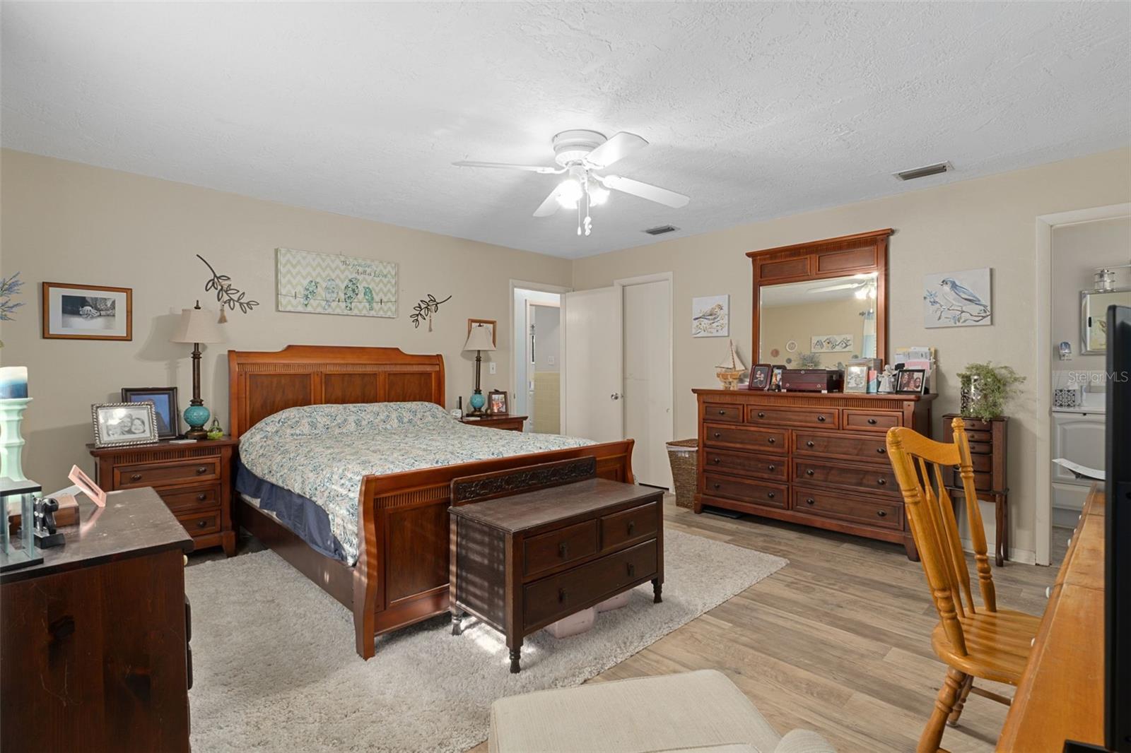 BEVERLY HILLS UNIT 05 - Residential