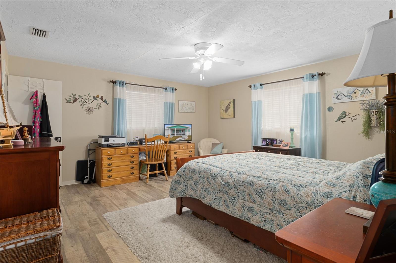 BEVERLY HILLS UNIT 05 - Residential