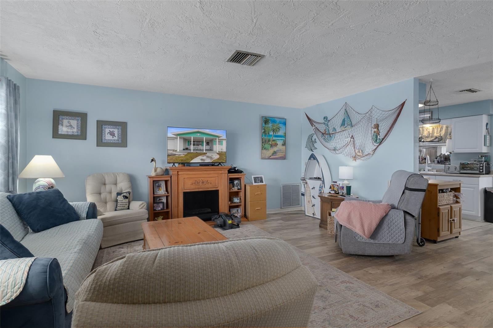 BEVERLY HILLS UNIT 05 - Residential