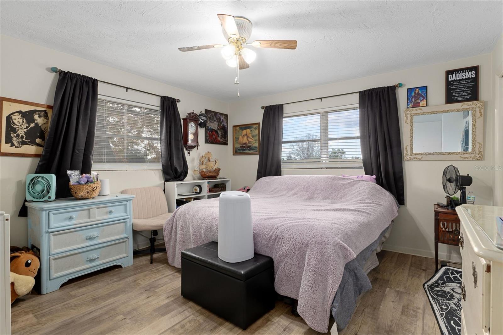 BEVERLY HILLS UNIT 05 - Residential