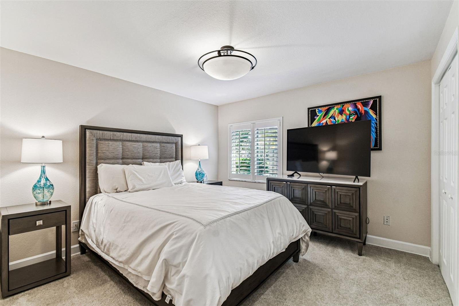 SUNSET PARK - Residential Lease