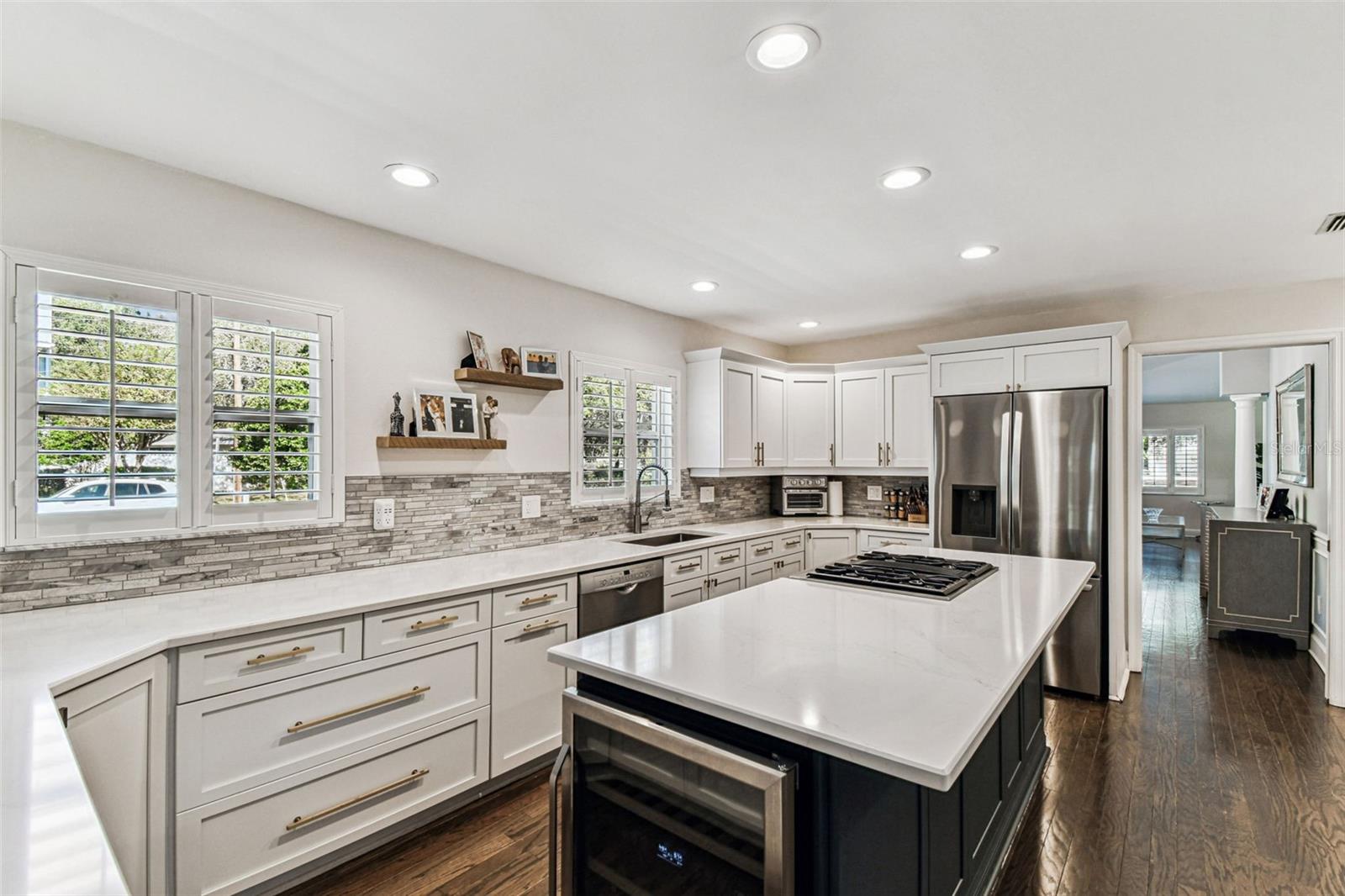 SUNSET PARK - Residential Lease