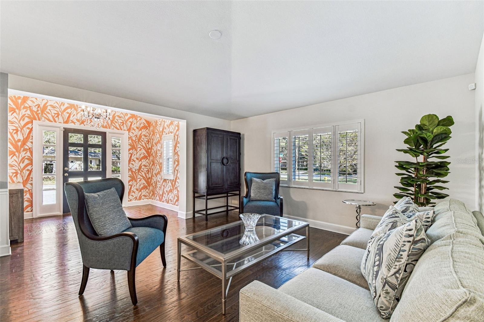 SUNSET PARK - Residential Lease