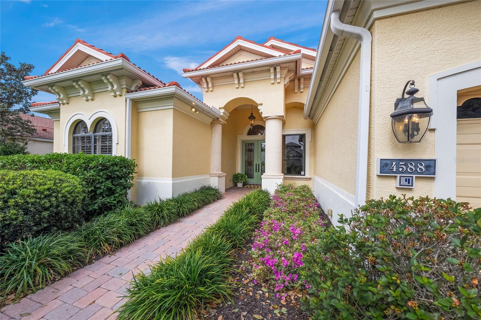 TUSCANA - Residential