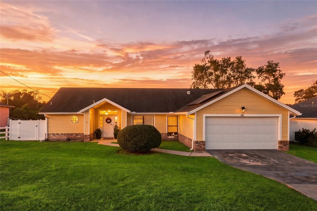 Photo of 583 Antelope Drive, Deltona, FL 32725 (MLS # O6452072)