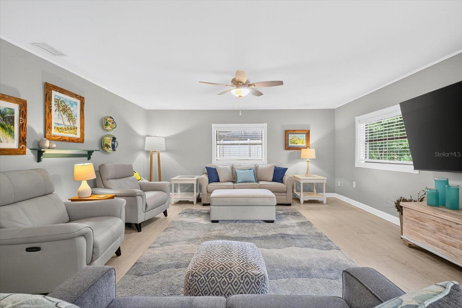 WESTLAKE VILLAGE - Residential