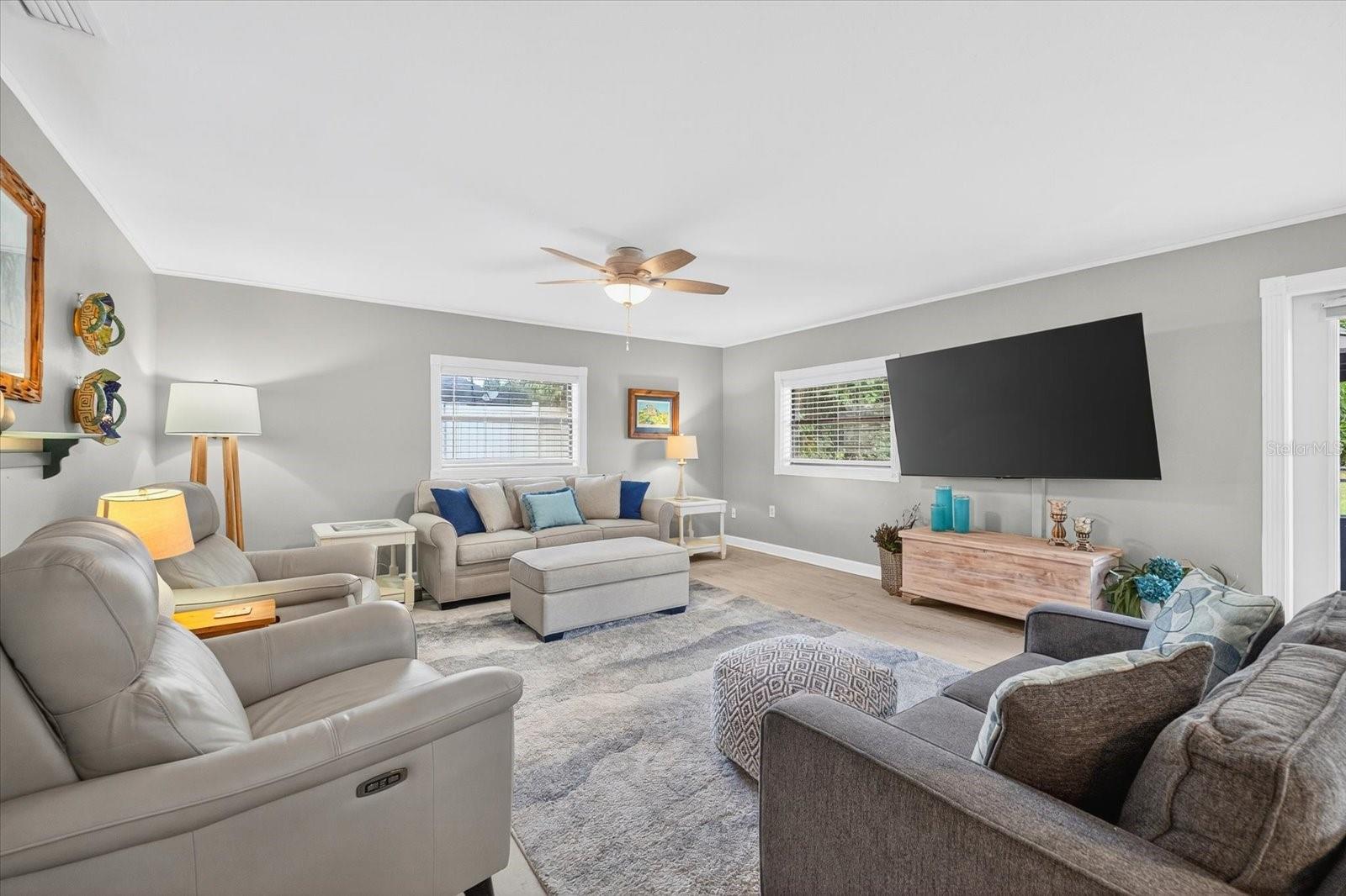 WESTLAKE VILLAGE - Residential