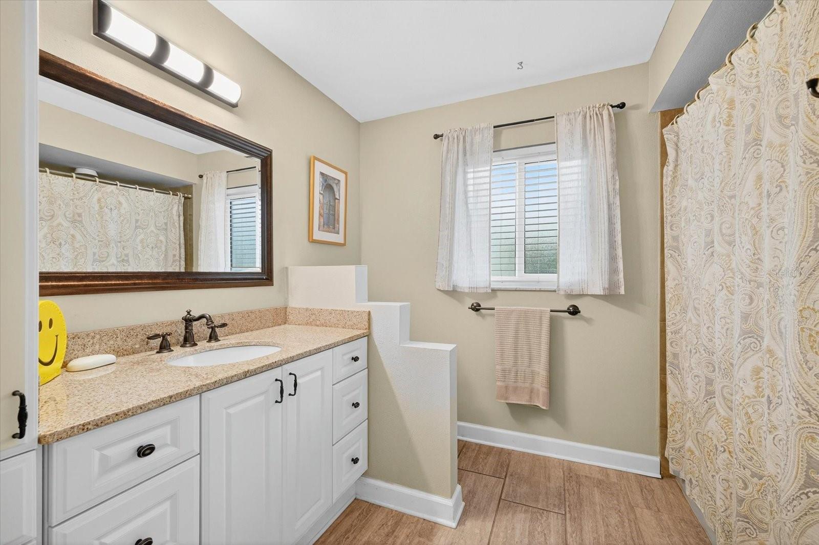 WESTLAKE VILLAGE - Residential