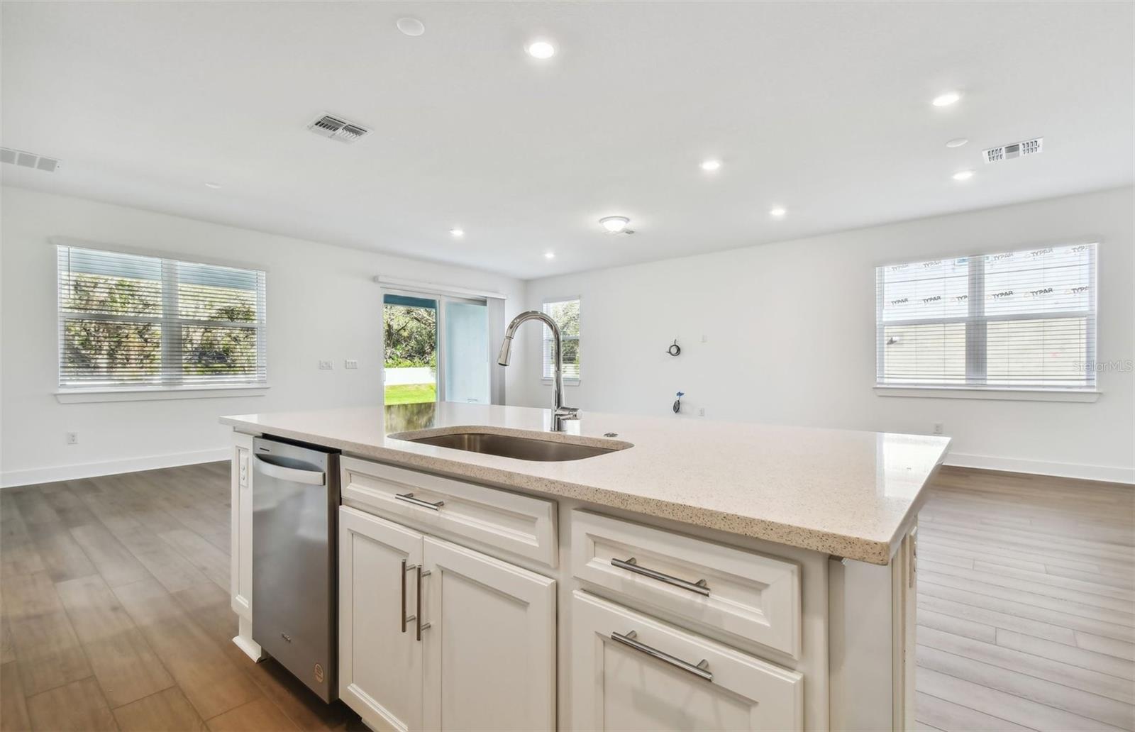 TWO RIVERS - Residential