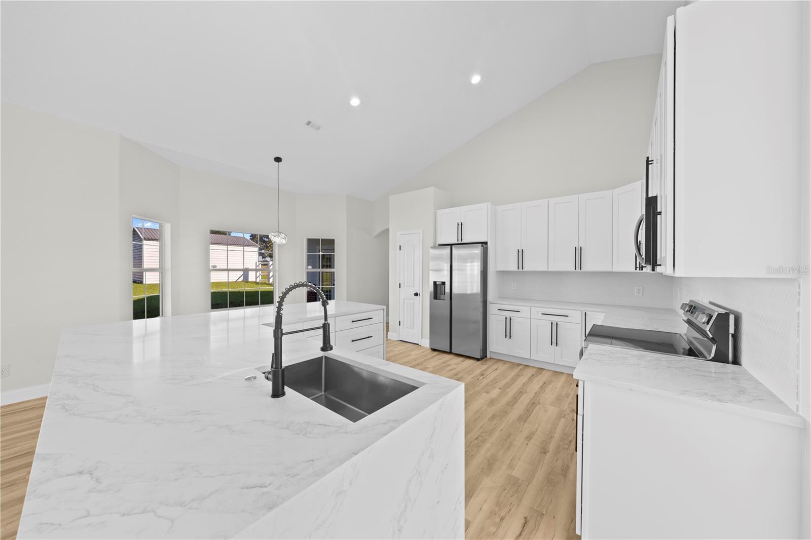 HILLS/HUNTSVILLE - Residential