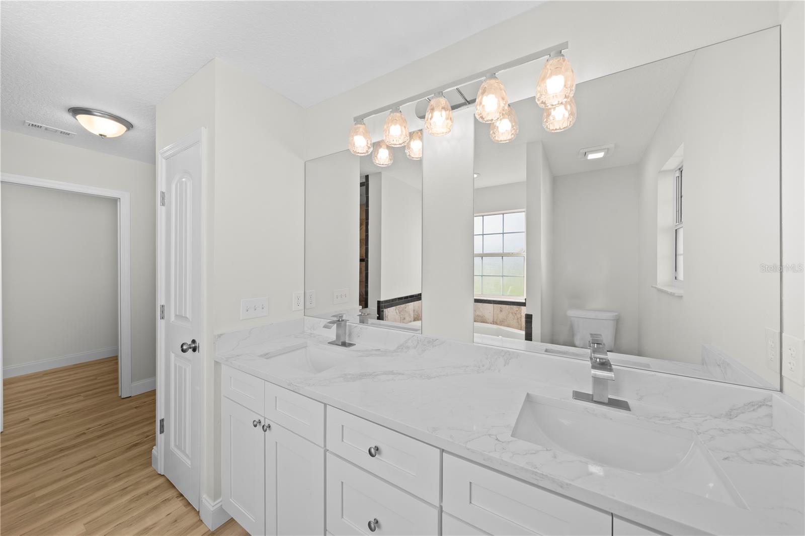 HILLS/HUNTSVILLE - Residential