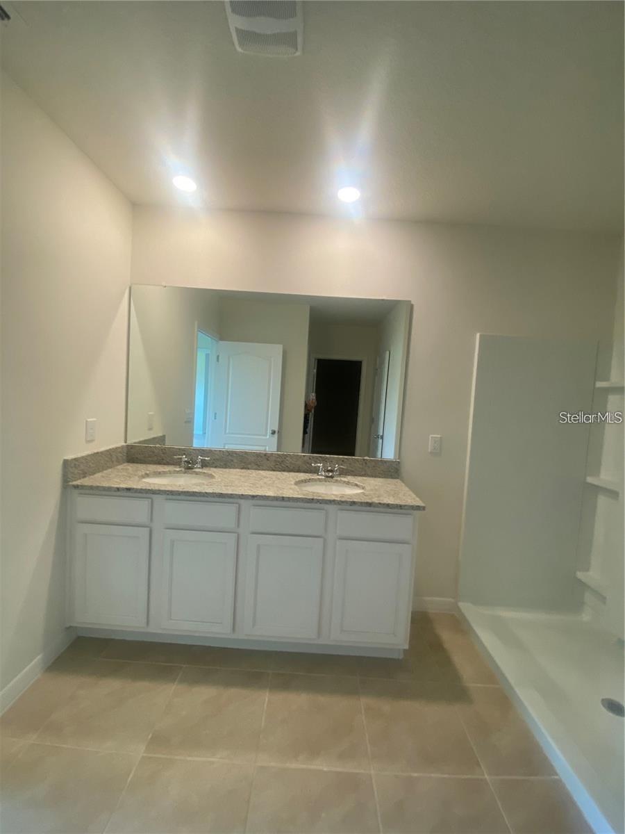 VILLAMAR PH 3 - Residential Lease