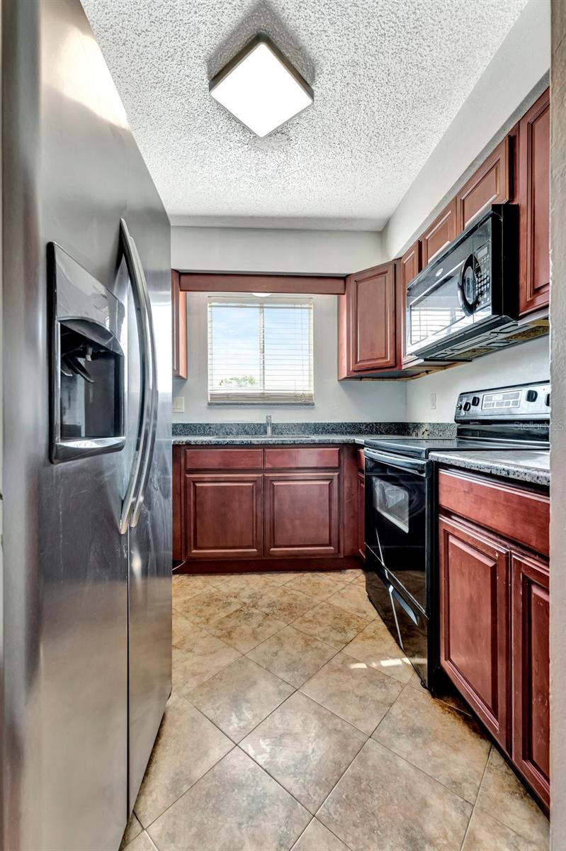 PORTOFINO AT LARGO CONDO - Residential Lease