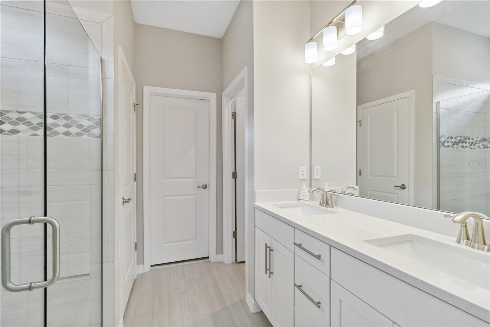 VENICE WOODLANDS PH 2B - Residential