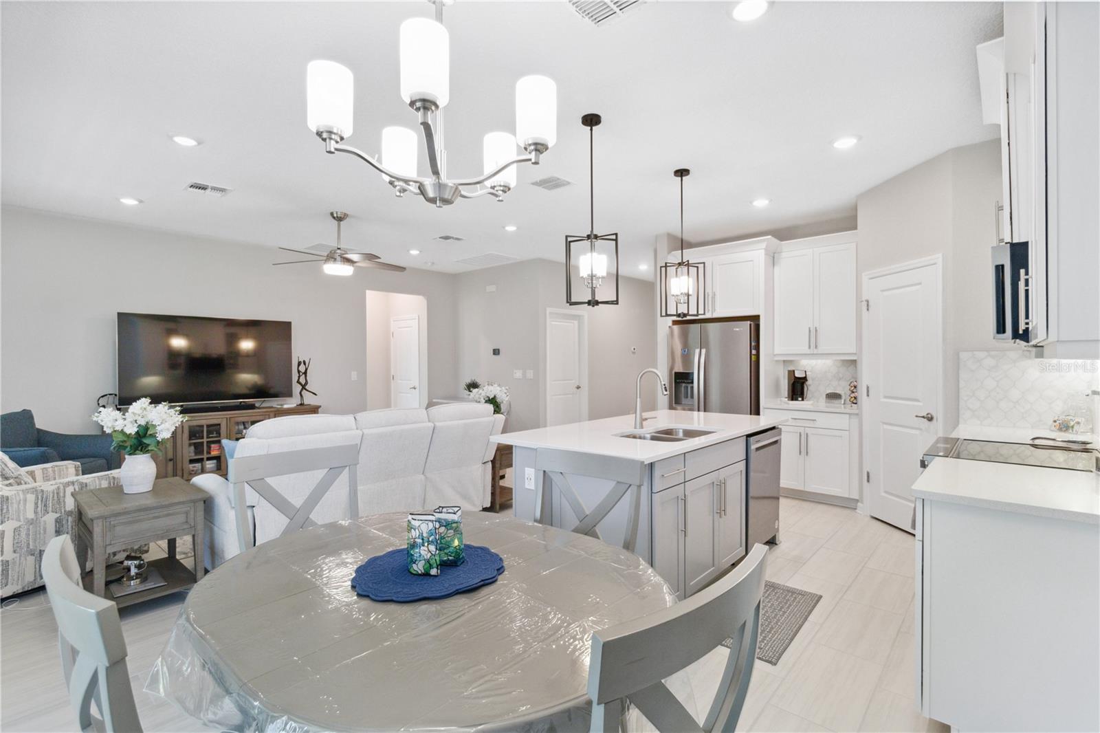 VENICE WOODLANDS PH 2B - Residential