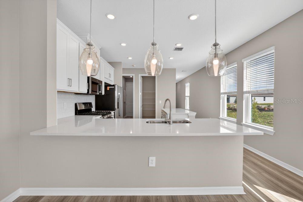 13407 COMMONS AVENUE