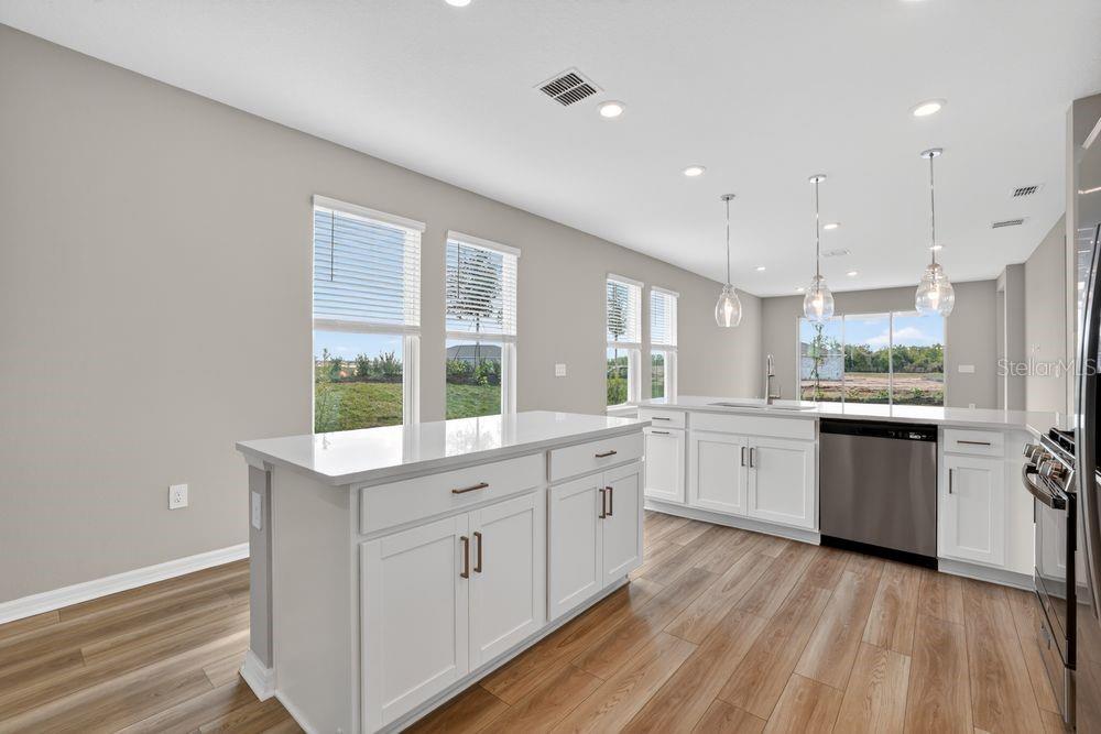 13407 COMMONS AVENUE