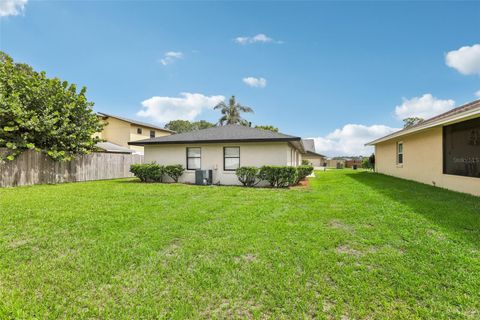 A home in WINTER HAVEN