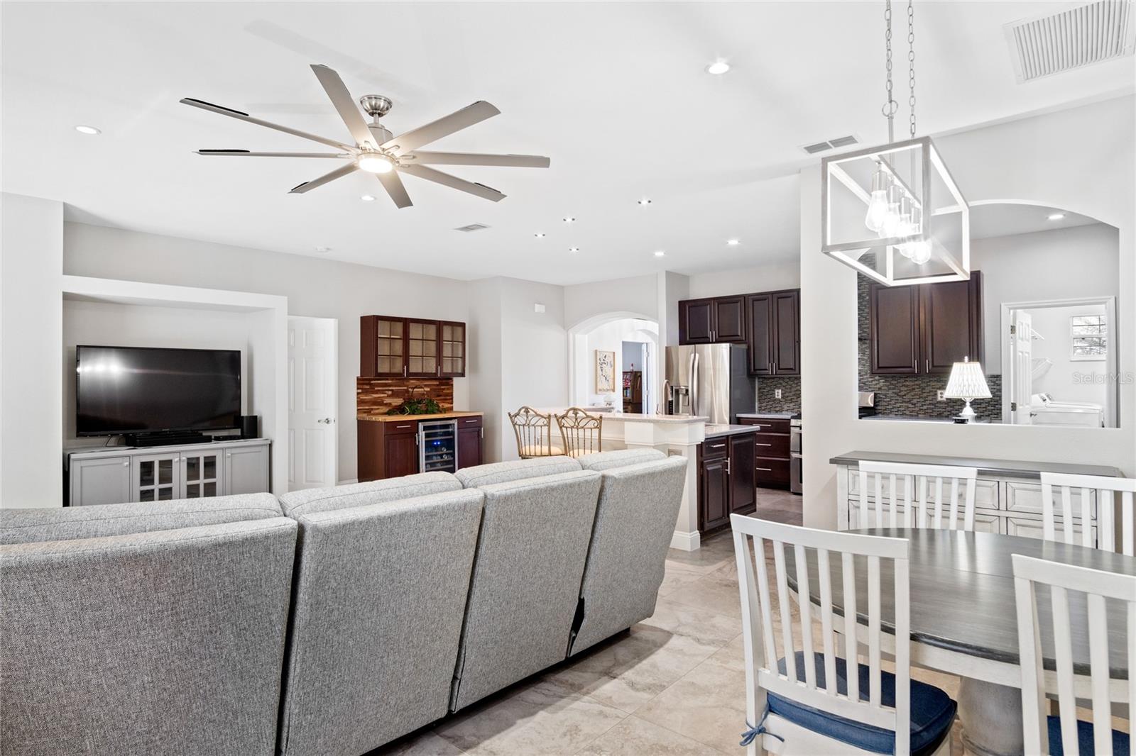 HAMILTON WEST PHASE ONE - Residential