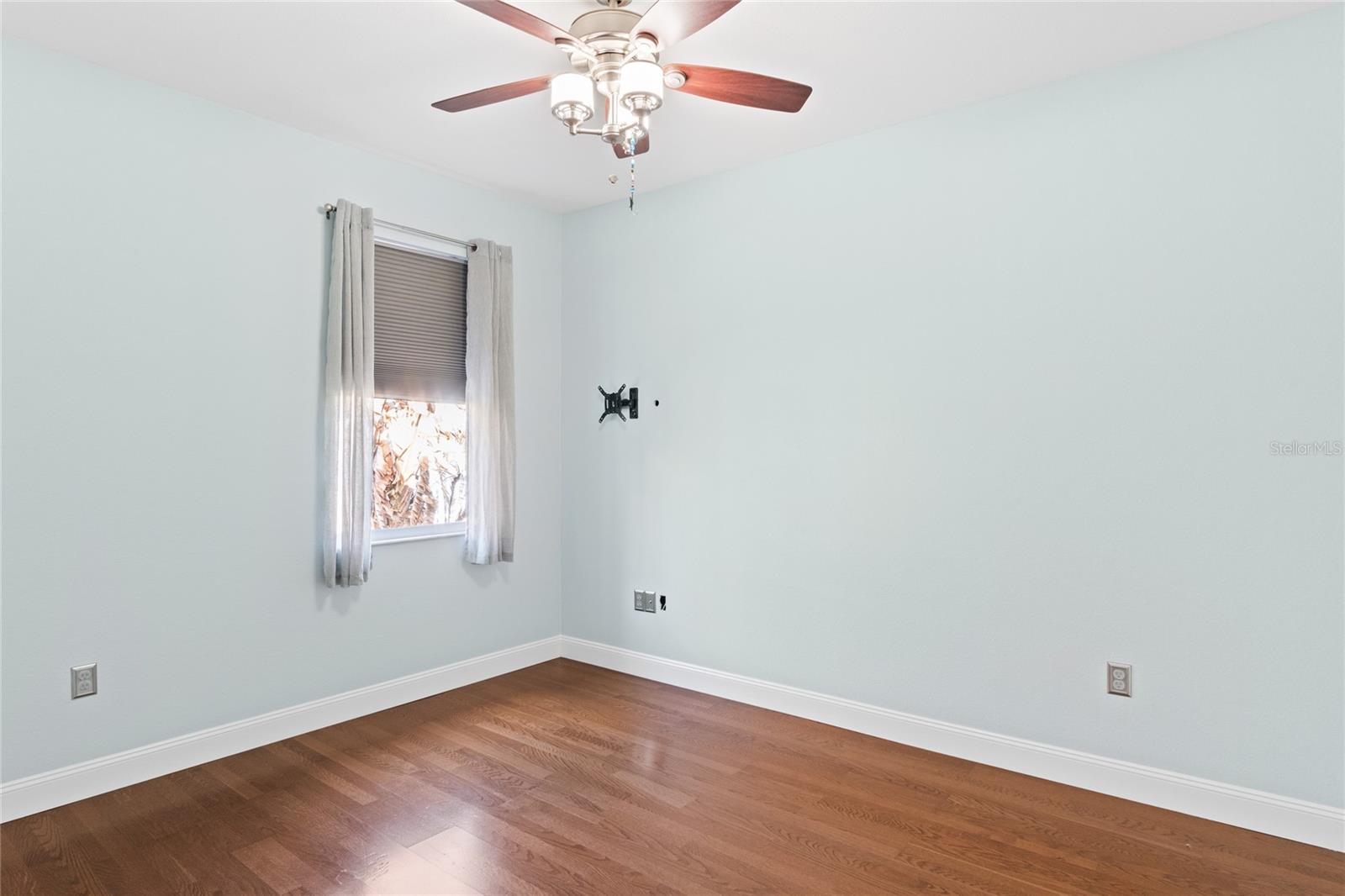 HAMILTON WEST PHASE ONE - Residential