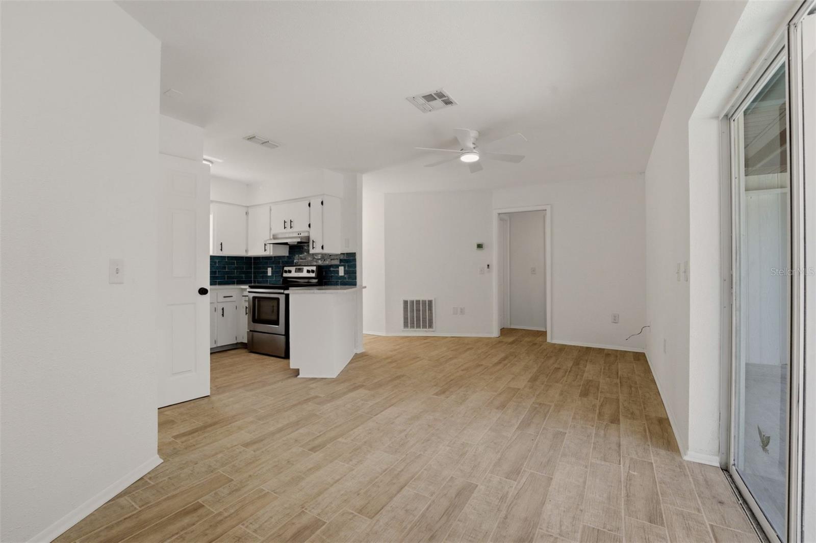 SOUTH VENICE - Residential