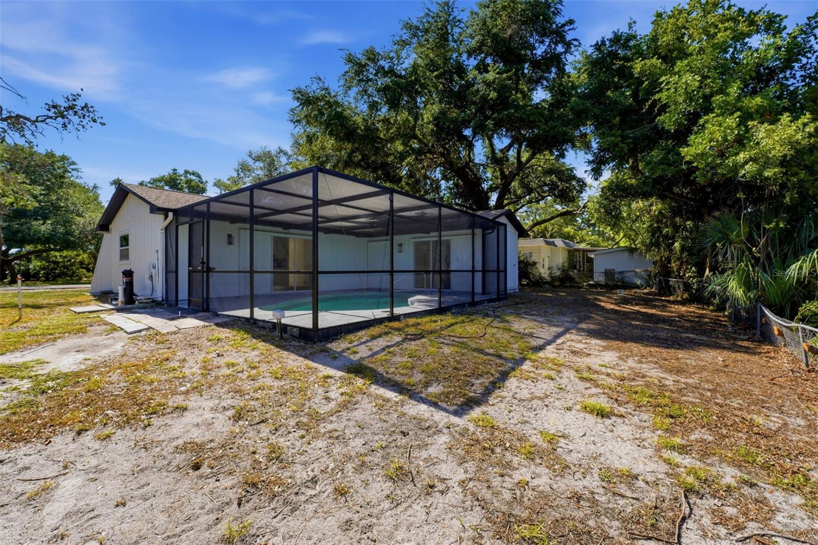 SOUTH VENICE - Residential