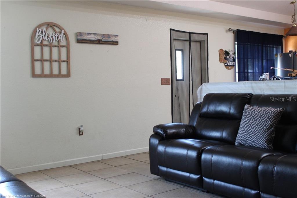 614 N FLORIDA AVENUE