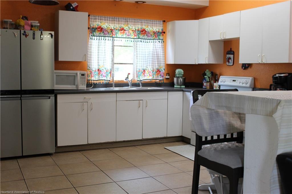 614 N FLORIDA AVENUE