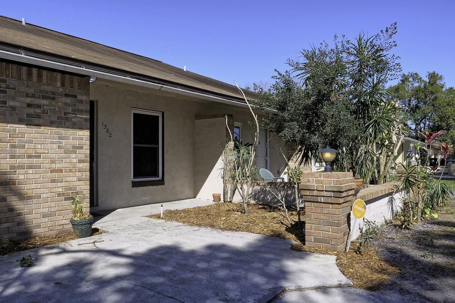 CANDLEWYCK VILLAGE - Residential Lease