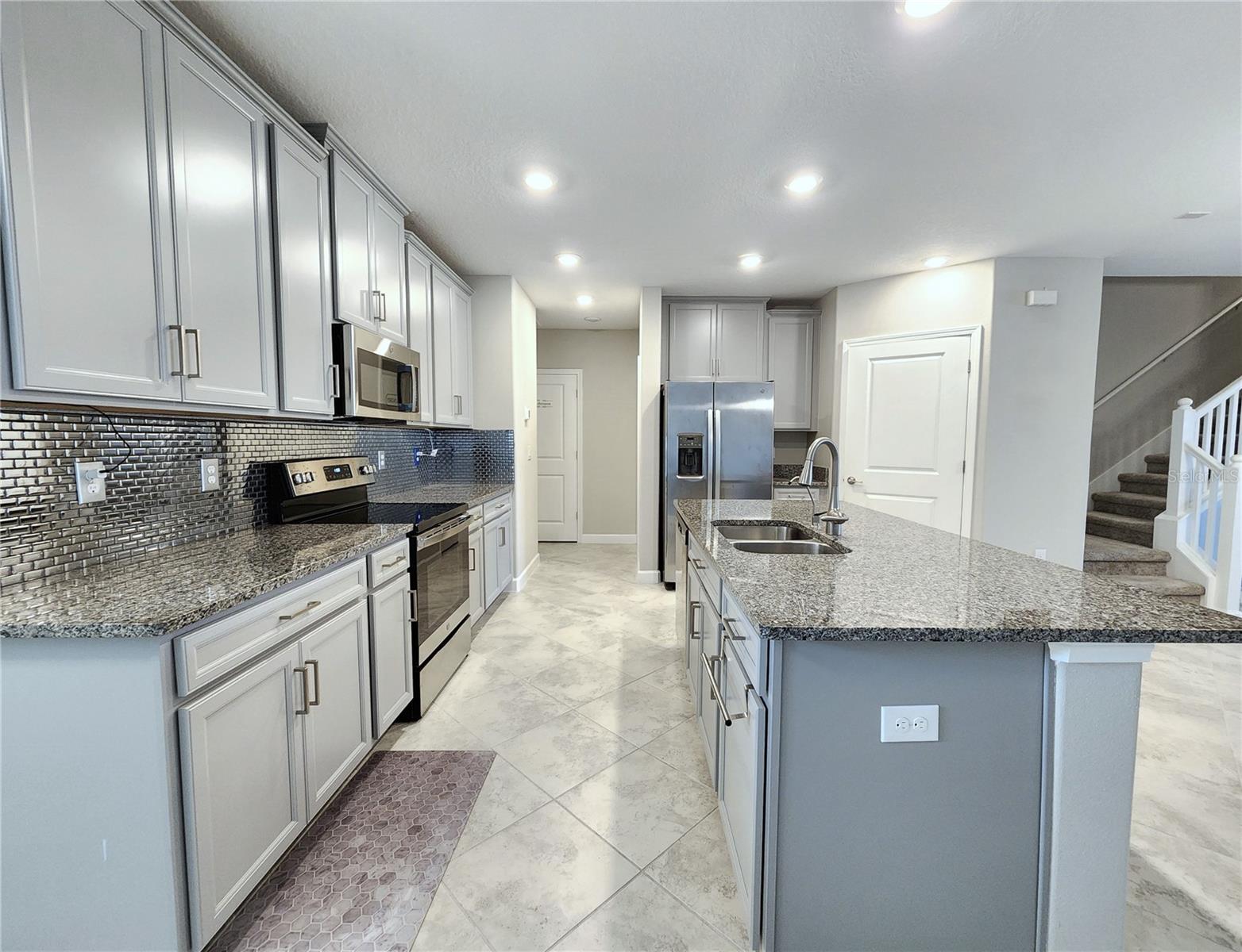 FOREST BROOKE ACTIVE ADULT PH - Residential