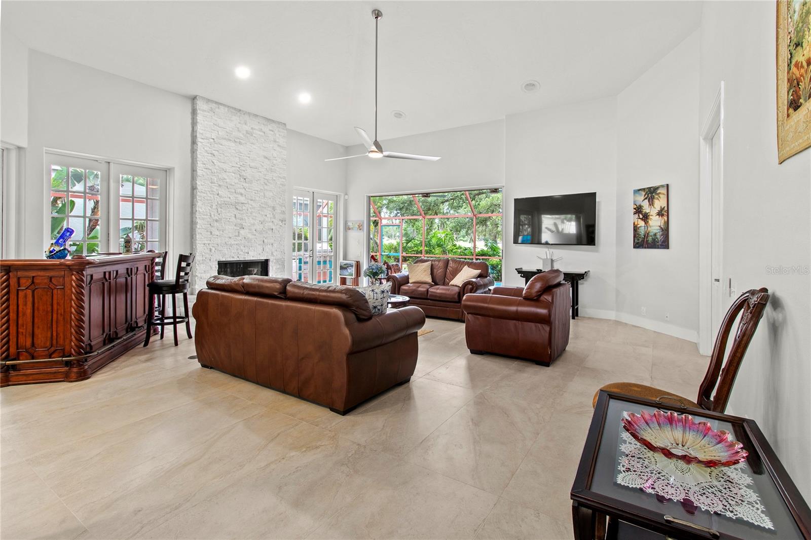 PRESTANCIA - Residential