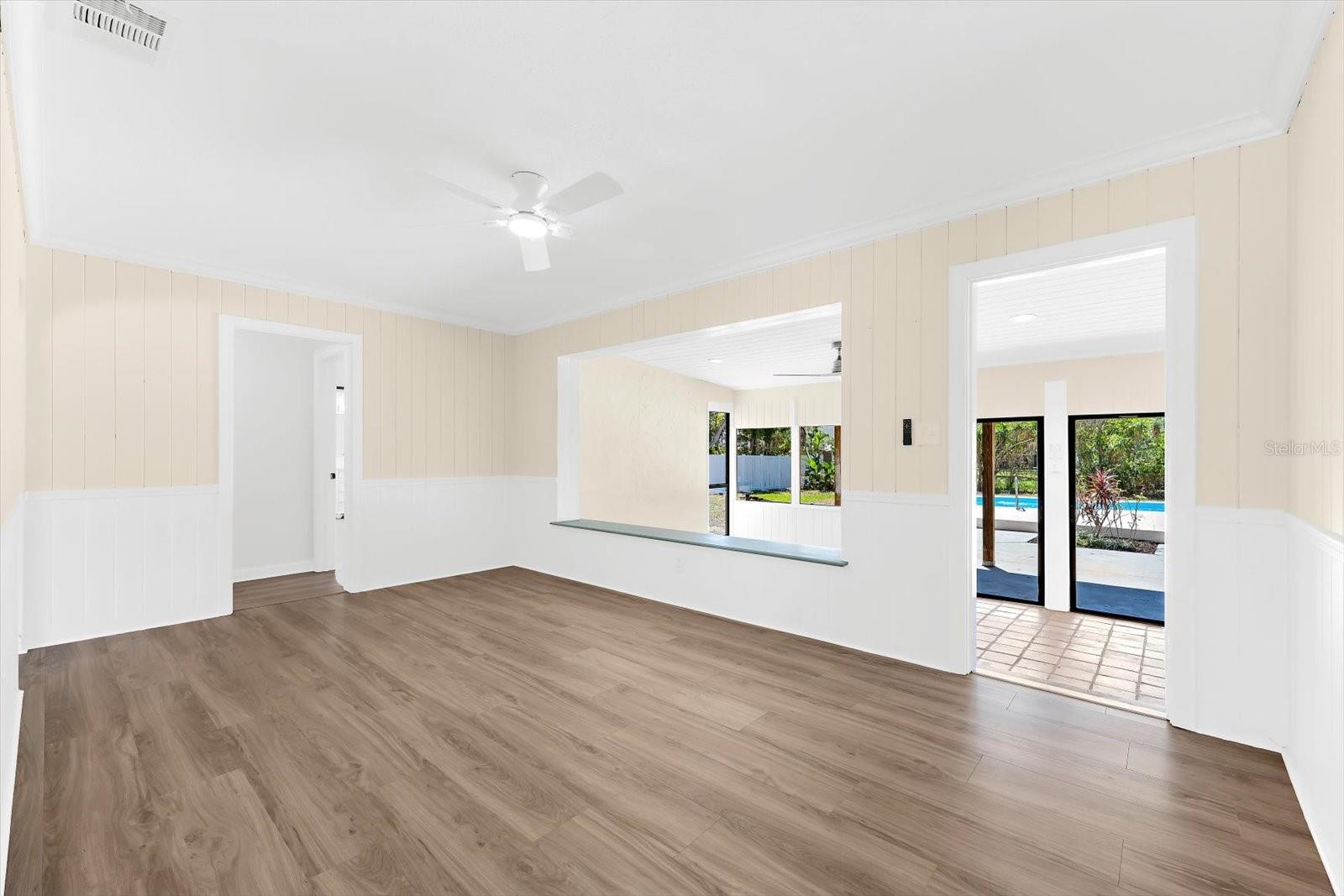 PALMA SOLA PARK - Residential