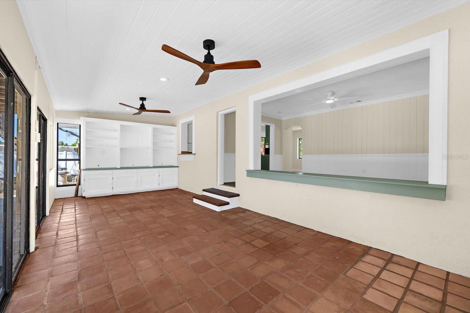 PALMA SOLA PARK - Residential