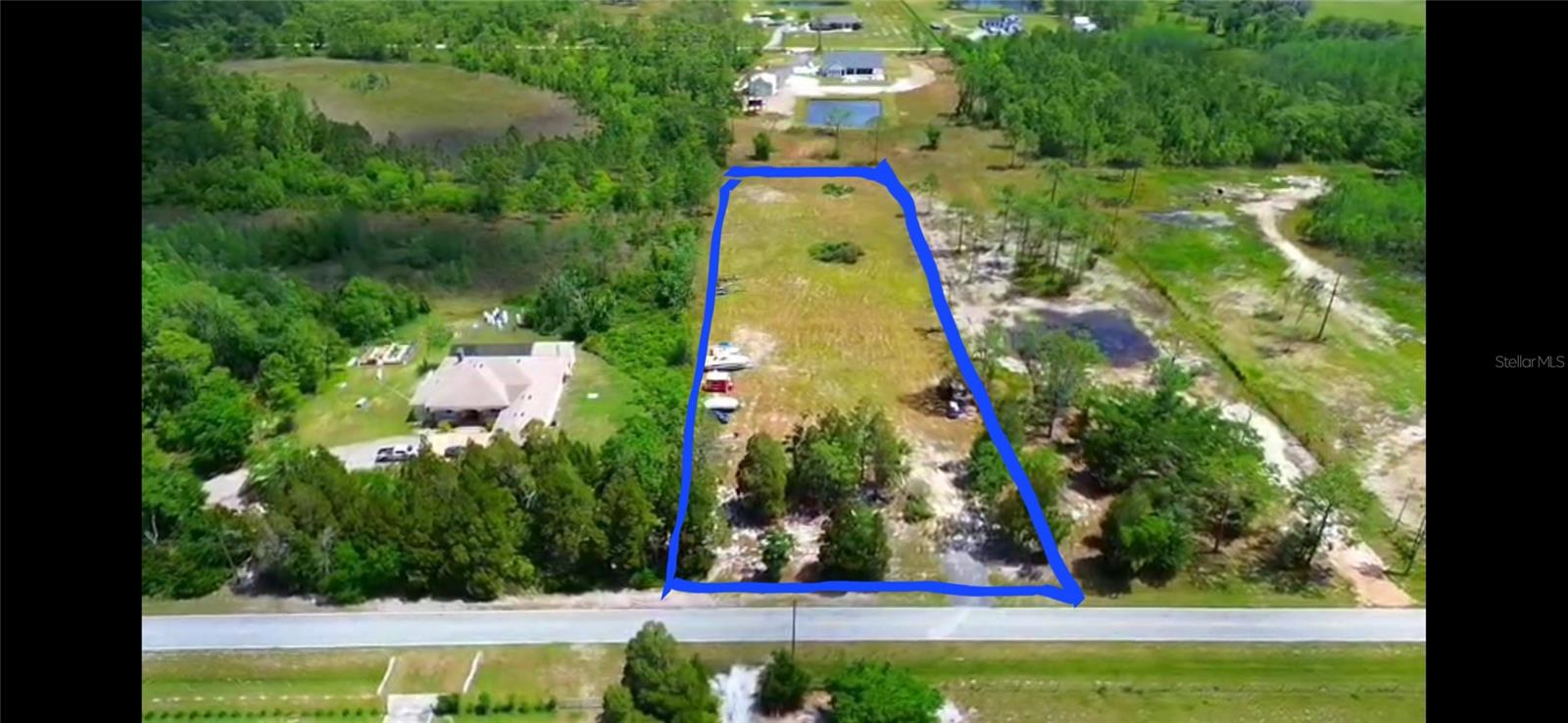 Welcome to an exceptional 2.29-acre parcel of land, offering a rare opportunity to build your dream home in an exclusive, private setting. Situated at the end of a peaceful dead-end road, this property provides unparalleled privacy and tranquility, ideal for those seeking a serene escape.
Key Features:
Size: 2.29 acres of partially wooded land
Privacy: Located on a secluded dead-end road
Flood Zone: Situated in Flood Zone X, ensuring ease of construction without concern for flooding
Opportunity: Build your dream home from the ground up, with the freedom to design a space tailored to your personal vision
With a price point that offers exceptional value, this property won’t last long. Don't miss the chance to make it yours and enjoy life in a stunning, private location that you can customize to your exact needs and desires.
Act now – your perfect setting awaits!