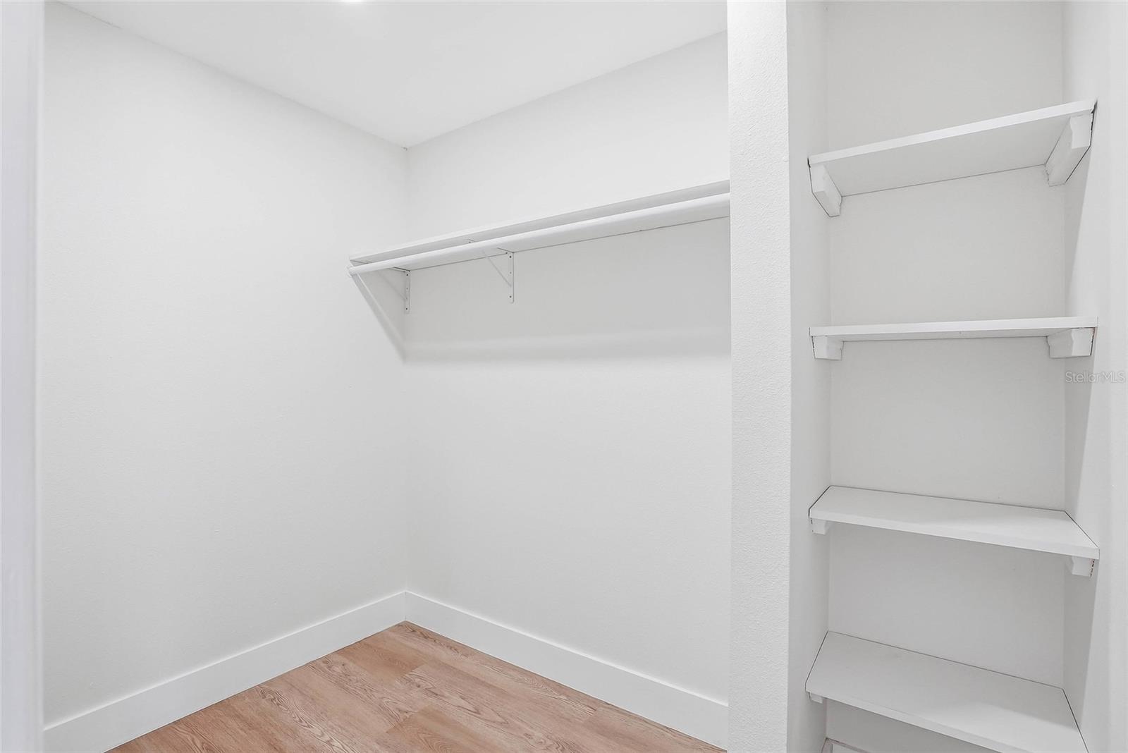 ARISTIDA PH 02B - Residential