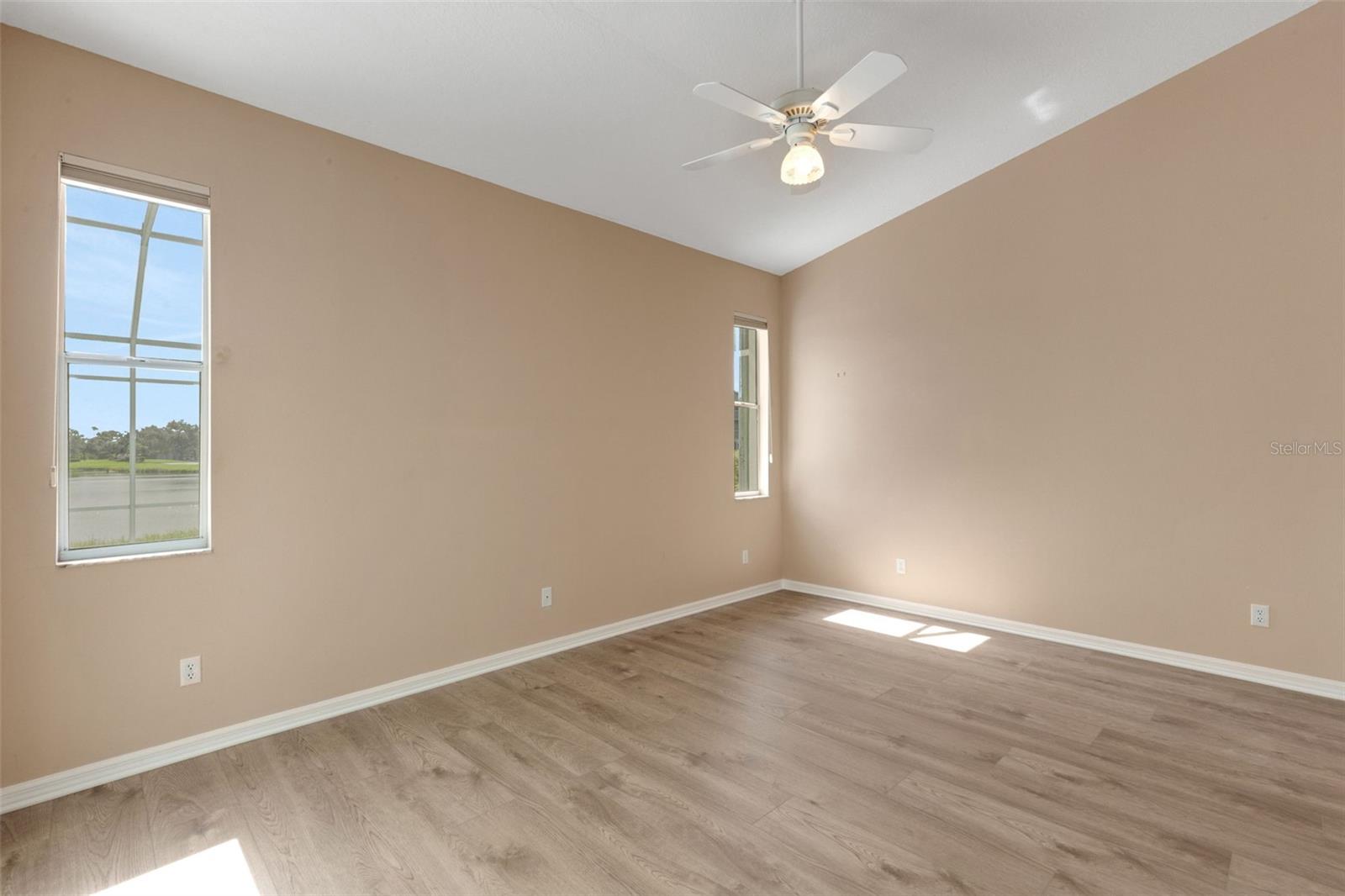 STONEYBROOK GOLF & COUNTRY CLUB - Residential