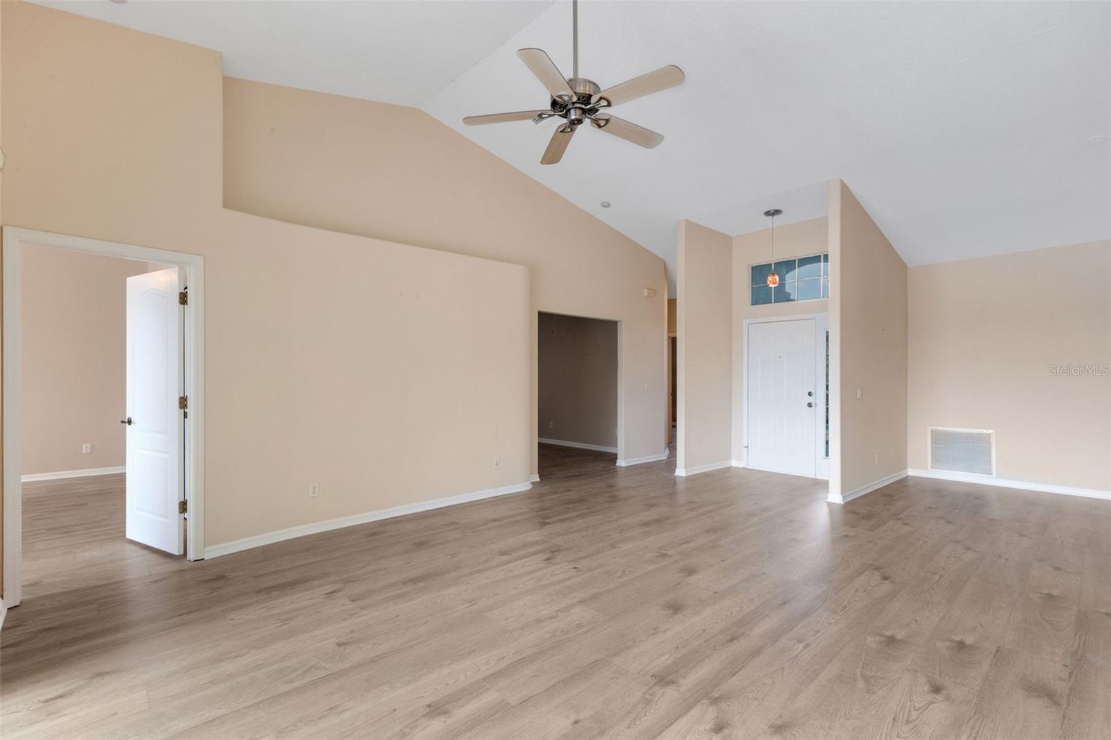 STONEYBROOK GOLF & COUNTRY CLUB - Residential