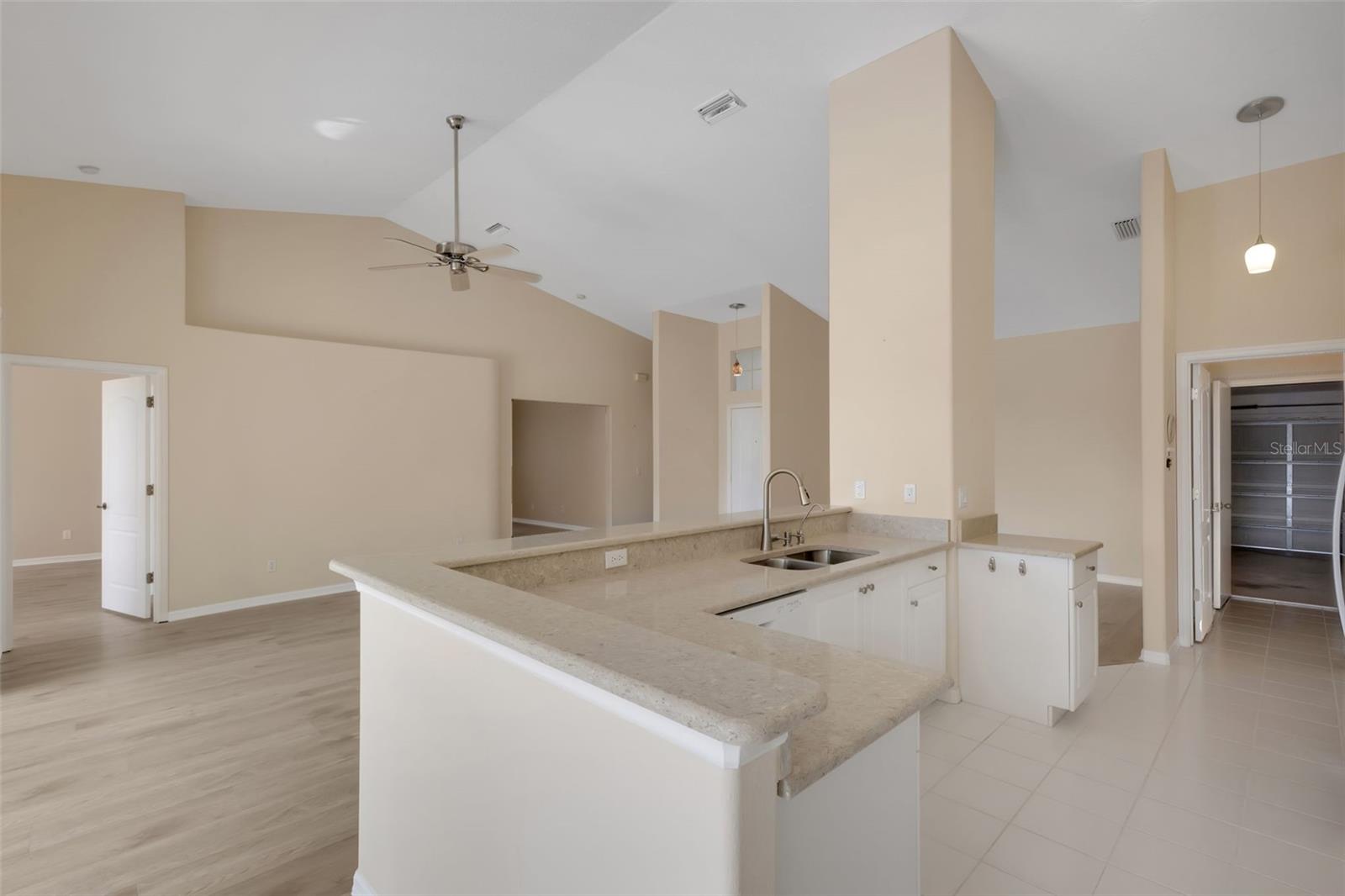 STONEYBROOK GOLF & COUNTRY CLUB - Residential